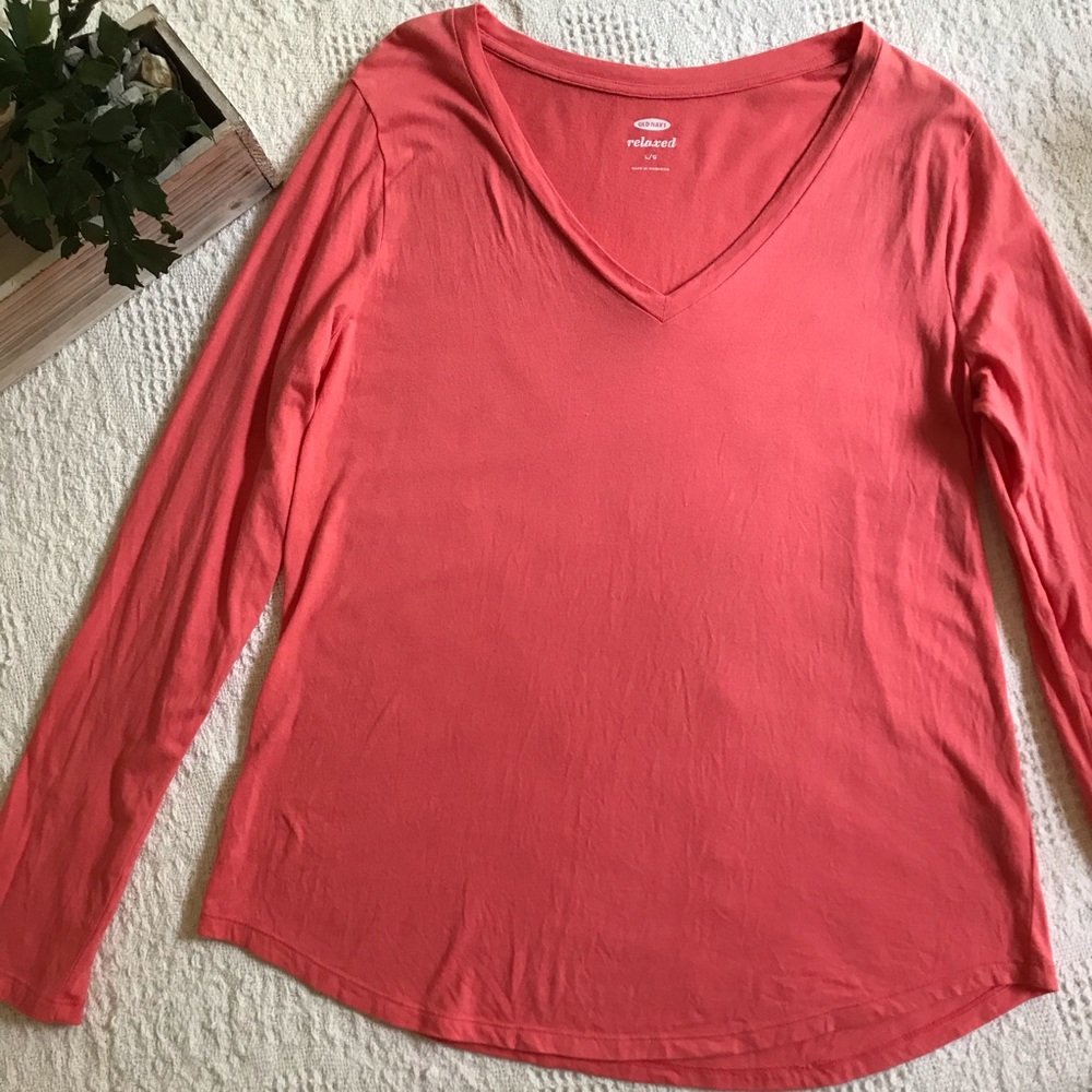 Old Navy long sleeve, v-neck, rounded bottom shirt